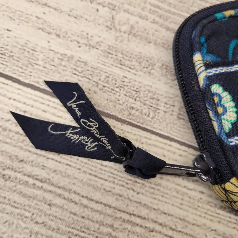 Vera Bradley Mod Floral Blue Small Wristlet, EUC